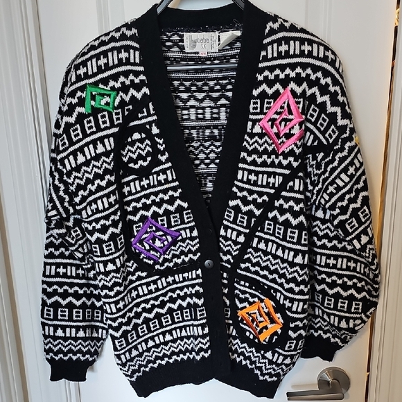 Barbra Sue Sweaters - VINTAGE Black and White Knit Cardigan